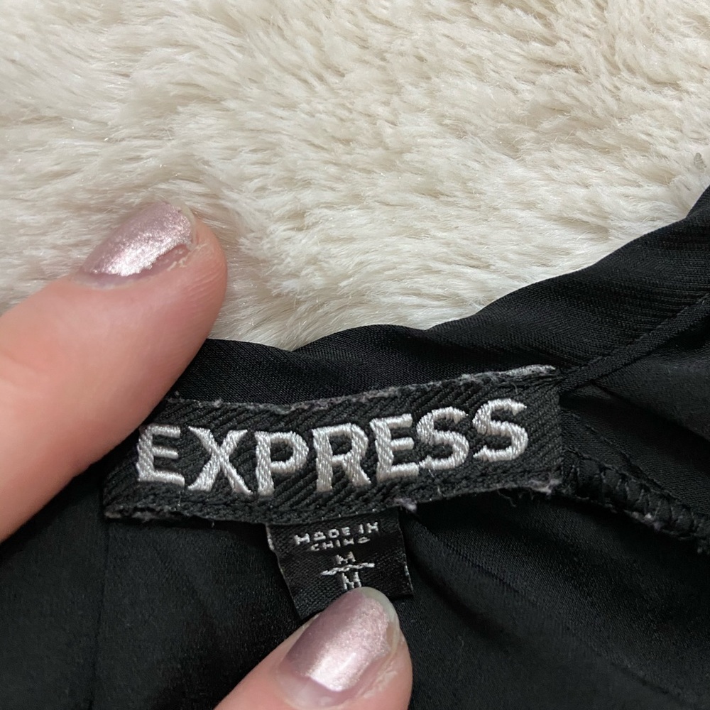 Express black top - Picture 3 of 3